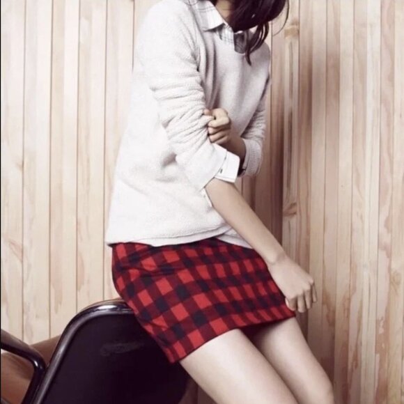 Madewell 💋 Red Buffalo Check Mini Skirt \\ Gamine Plaid Wool // Size 4/6 - Picture 3 of 6